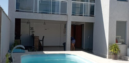 Belíssima casa independente em Barra Nova