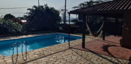 Casa duplex estilo colonial, no Porto da Roça