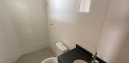 Ótima casa em condomínio, em Itaúna