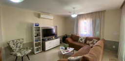 Moderna Casa Duplex em Condomínio, no Jardim