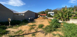 Terreno em localização privilegiada, no Porto Novo
