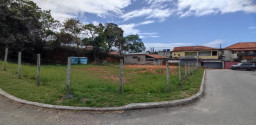 Loja grande na Av. Saquarema