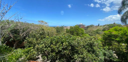 Ótima Casa Mobiliada em Condomínio, no Morro da Cruz