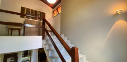Ótima Casa Mobiliada em Condomínio, no Morro da Cruz