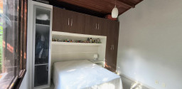 Ótima Casa Mobiliada em Condomínio, no Morro da Cruz