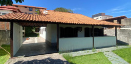 Casa Independente a 150 metros da praia de Itaúna