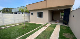 Linda casa linear localizada no bairro Guarani