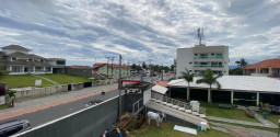 Mansão frente ao mar, em Itaúna