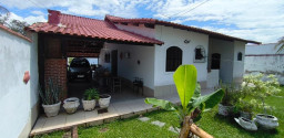 Casa independente na quadra da praia, em Itaúna