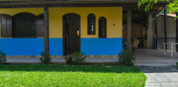 Casa Ampla com Estrutura Versátil, no Porto da Roça