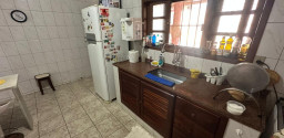Casa Ampla com Piscina e 5 Suítes, no Boqueirão
