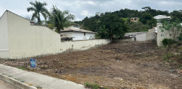 Excelente terreno plano de 626m² na Barreira