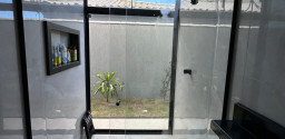 Residência moderna, no Leigos