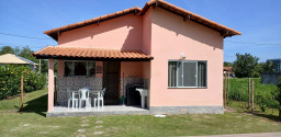 Casa à Venda em Condomínio, em Maricá