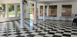 Casa à Venda em Condomínio, em Maricá