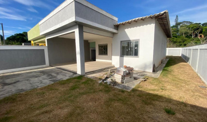 Casa à Venda no Porto da Roça