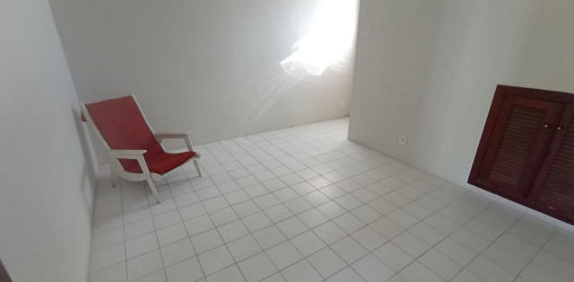 Excelente Casa Com 3 Pavimentos No Boqueirão - Foto 13