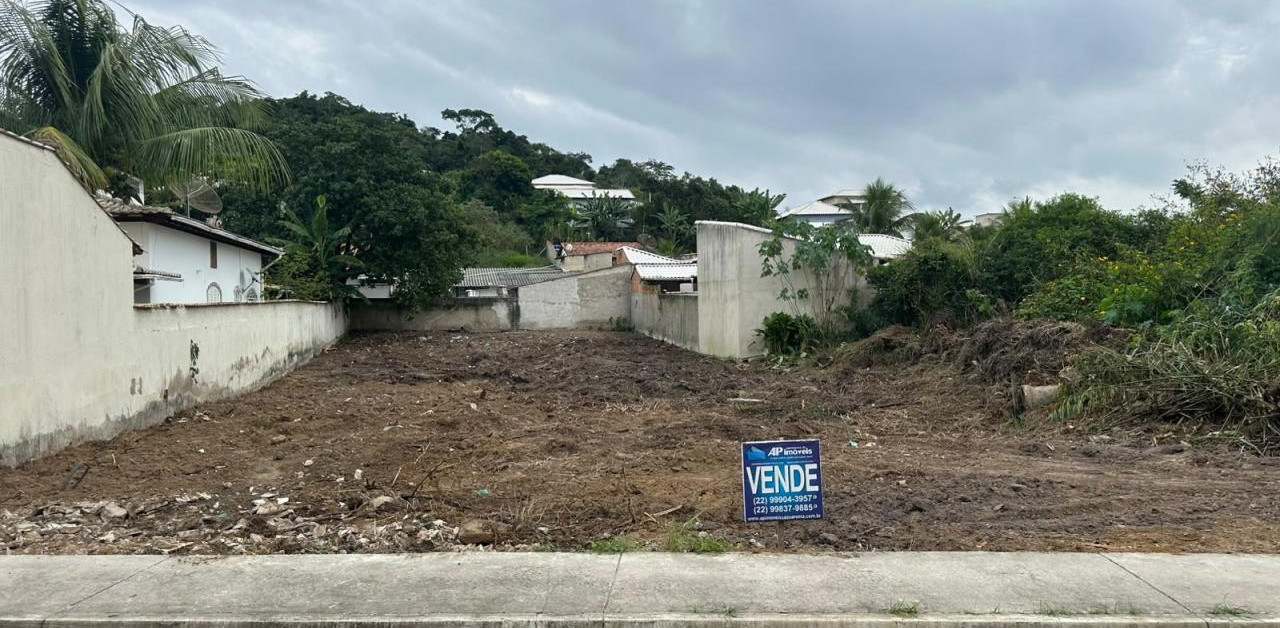 Excelente terreno plano de 626m² na Barreira