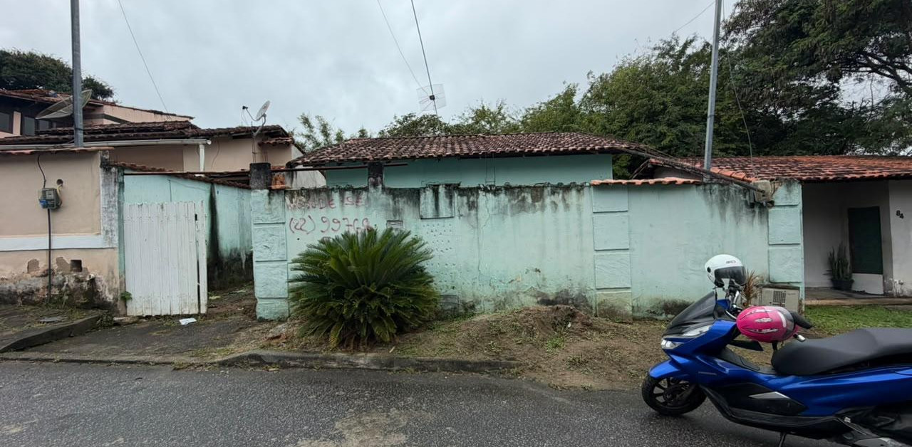 Casa à Venda na Barreira