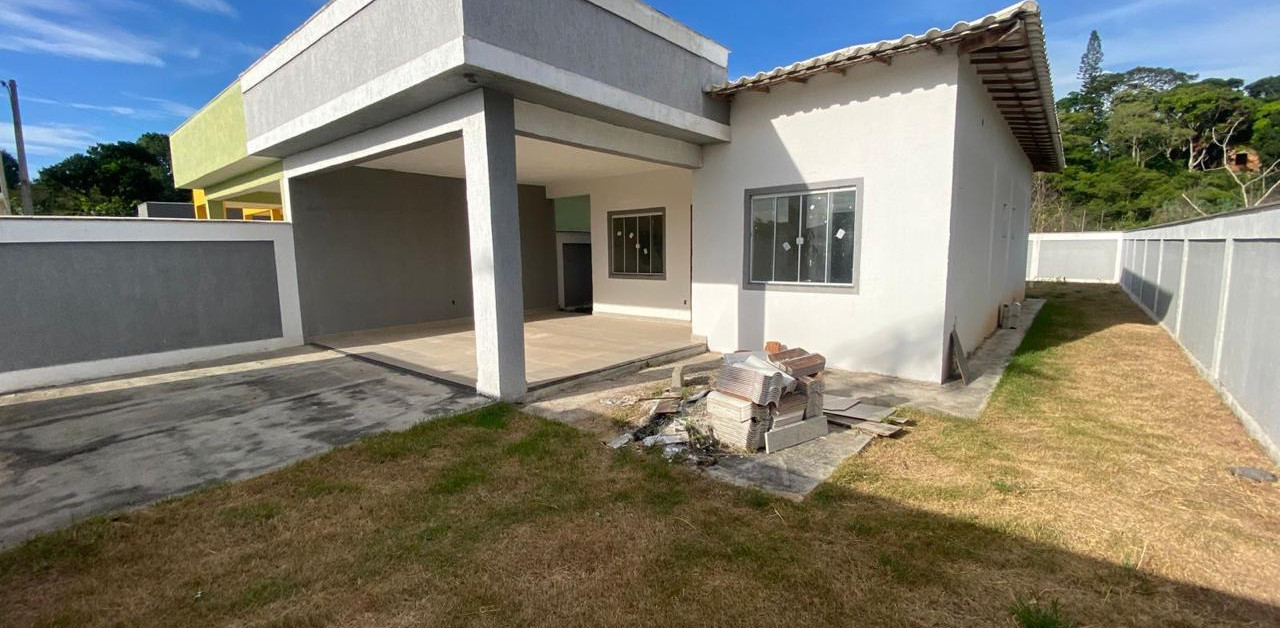 Casa à Venda no Porto da Roça