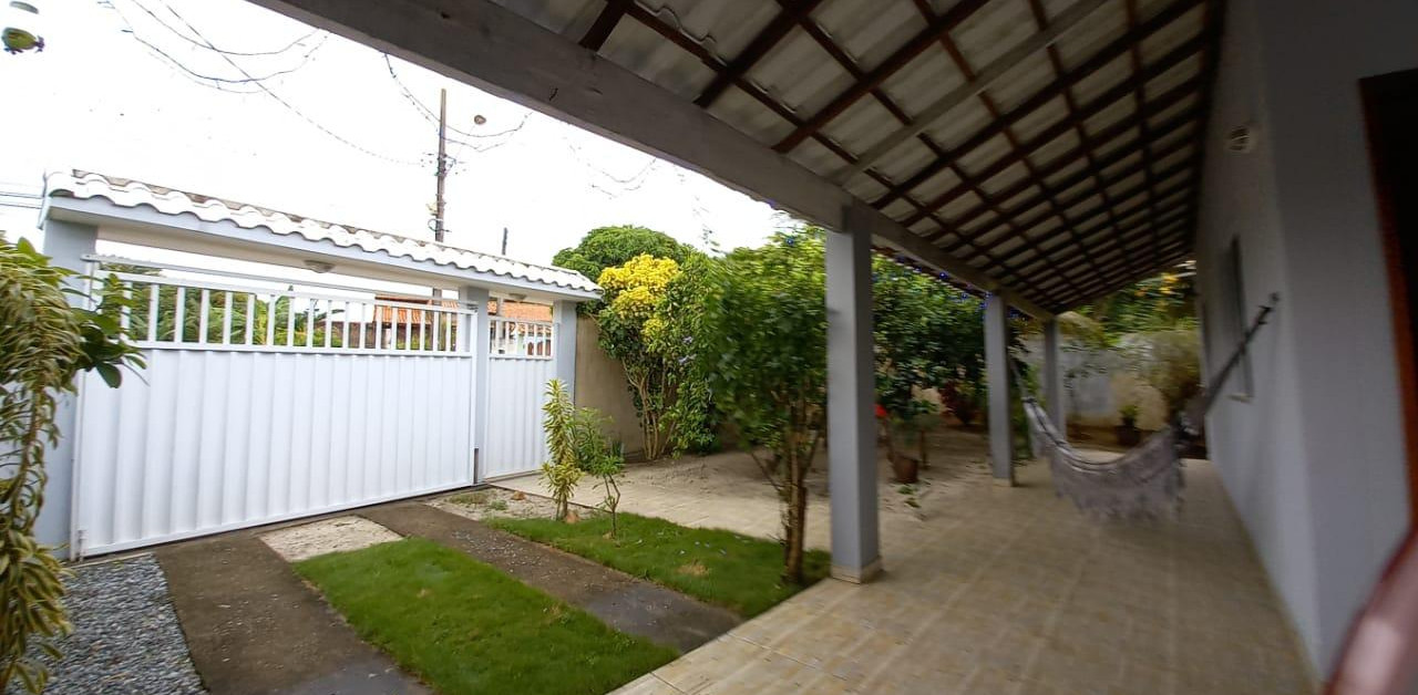 Casa Linear com Piscina no Bairro Areal, em Araruama