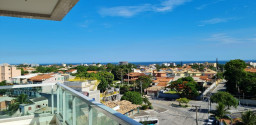 Apartamento com vista privilegiada no Porto Novo