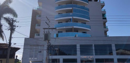 Apartamento com vista privilegiada no Porto Novo